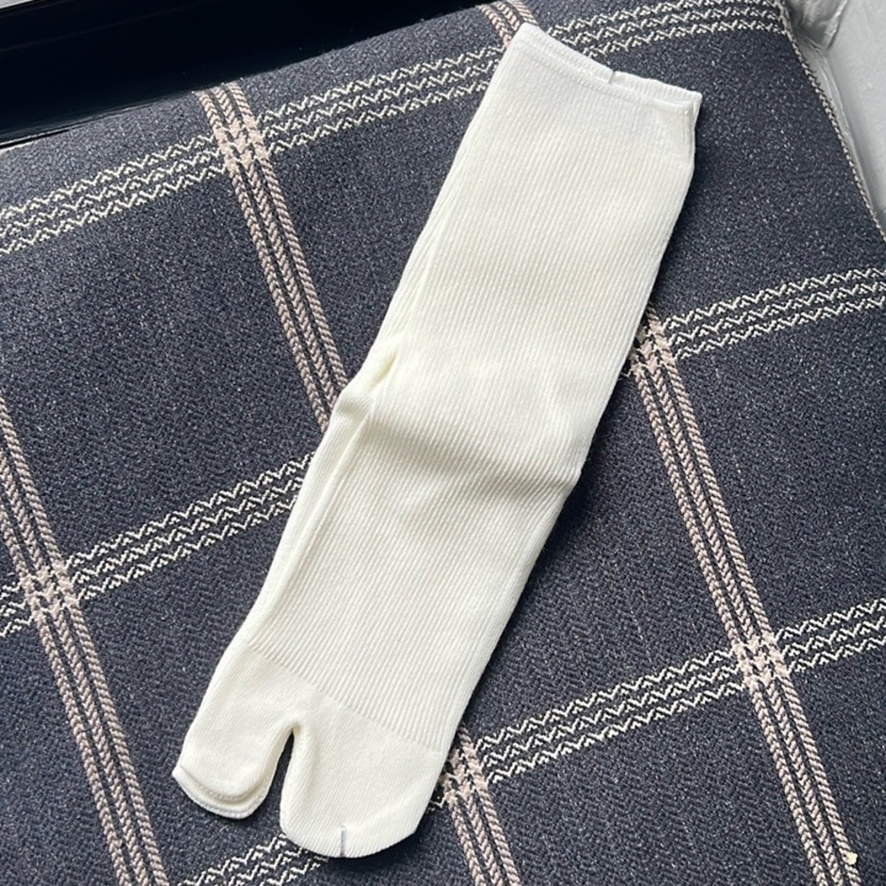 White Tabi Socks